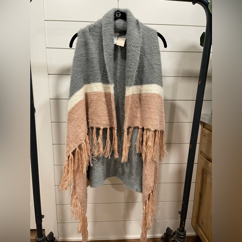 Soft Best with Fringe